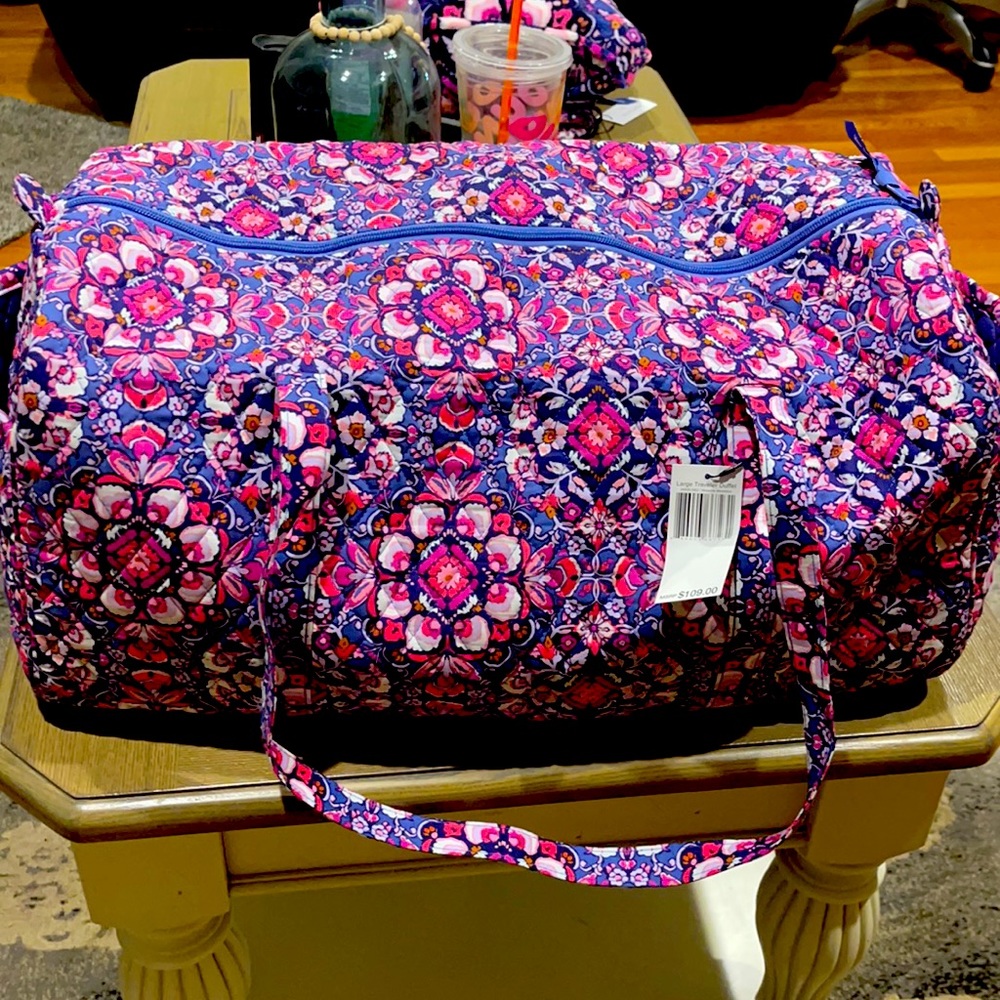Vera Bradley duffel lot